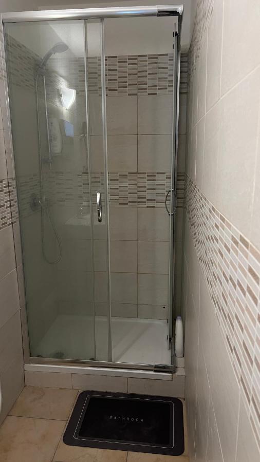 Faro'S Room 巴里 外观 照片