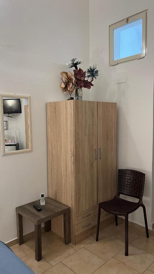 Faro'S Room 巴里 外观 照片
